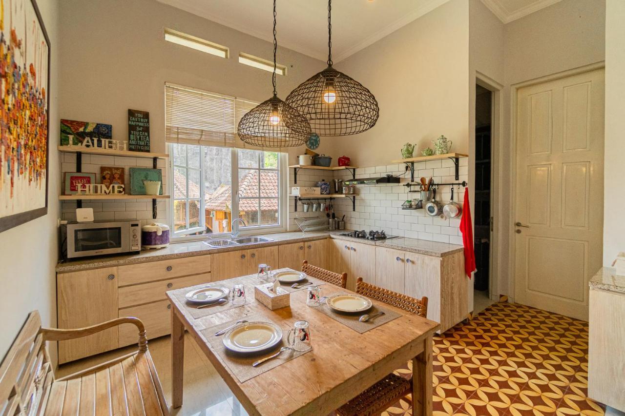 Four Monkeys House Villa เบอดูกูล ภายนอก รูปภาพ